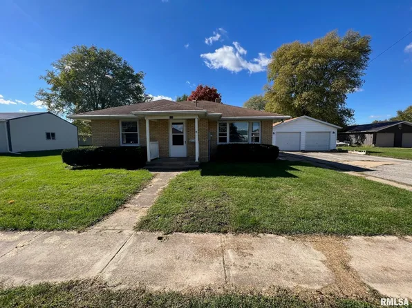 111 Jibben St, Green Valley, IL 61534