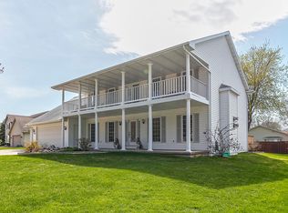 1700 Arabian Dr, Green Bay, WI 54313