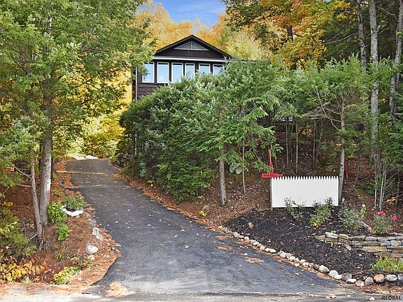 3rd image of 698 E Shore Dr