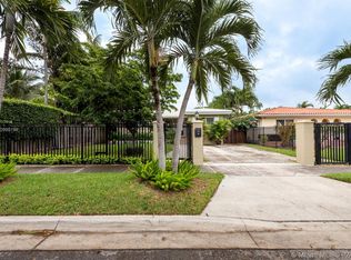 2450 SW 24th St, Miami, FL 33145