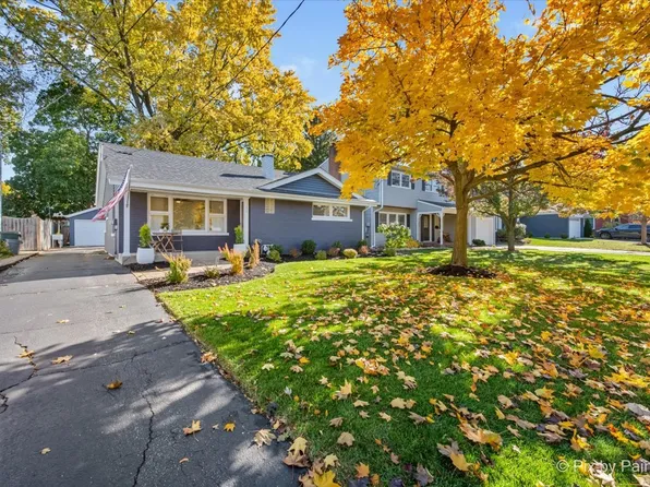 155 N Park Blvd, Glen Ellyn, IL 60137