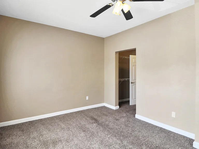Mountain Ranch Apartments — Photo 25