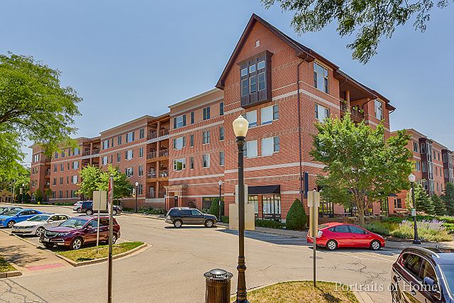 1st image of 935 Burlington Ave Unit 308