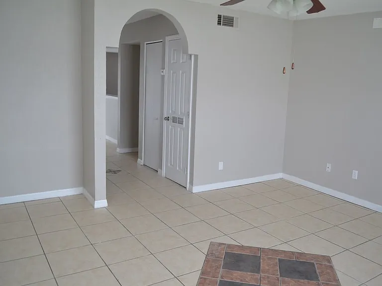 2000 Ludlow Ln #2801 — Photo 10