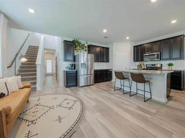 821 Lone Peak Way, Dripping Springs, TX 78620