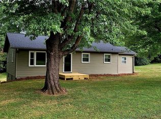 1741 Mitchell Rd, Pilot Mountain, NC 27041