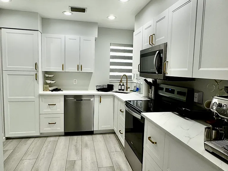 6351 Riverwalk Ln #4 — Photo 5