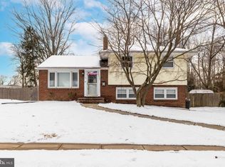 121 Chestnut St, West Deptford, NJ 08096