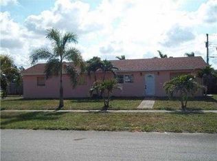 1428 Wynnewood Dr, West Palm Beach, FL 33417