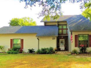 309 Helen Dr, Lindale, TX 75771