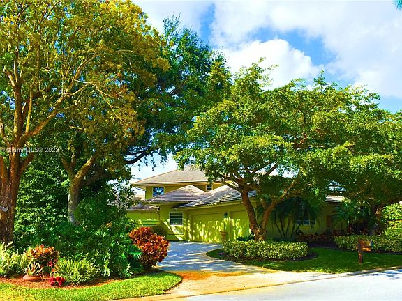 2nd image of 6500 SE Winged Foot Dr #21
