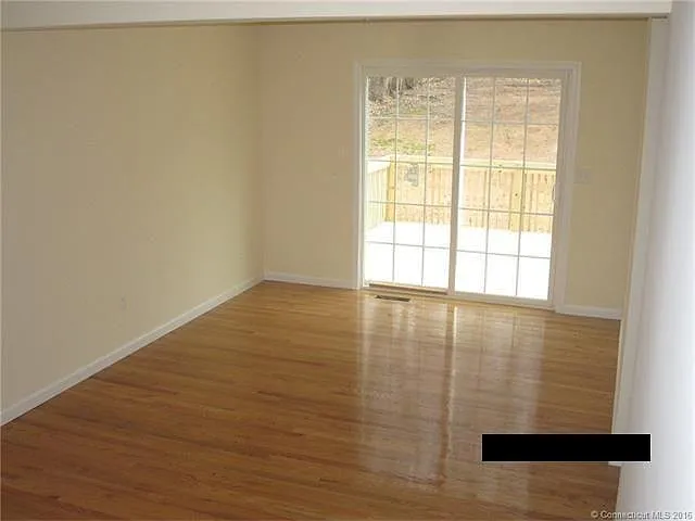 77 Borrmann Rd — Photo 21