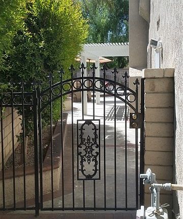 4th image of 2157 Hedgerow Ln