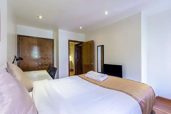 Rented by Townhouse Apartments | media 19