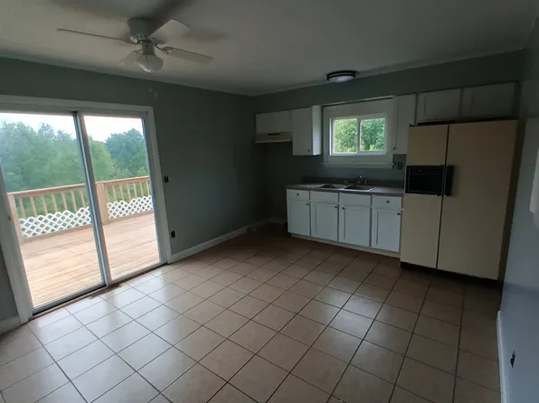 9731 Peach St, Waterford, PA 16441