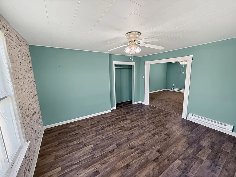 216 Rollins St — Photo 9