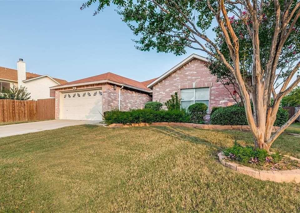 1st image of 2205 Bantry Ln