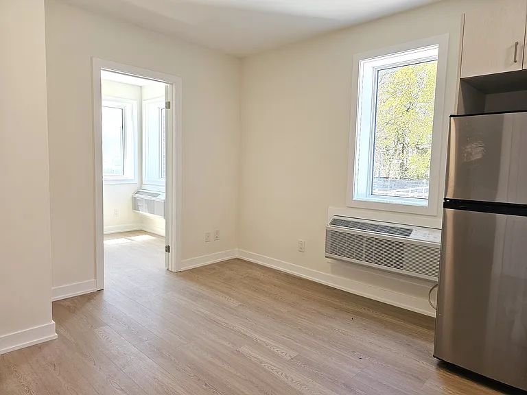 140 Church St — Photo 12