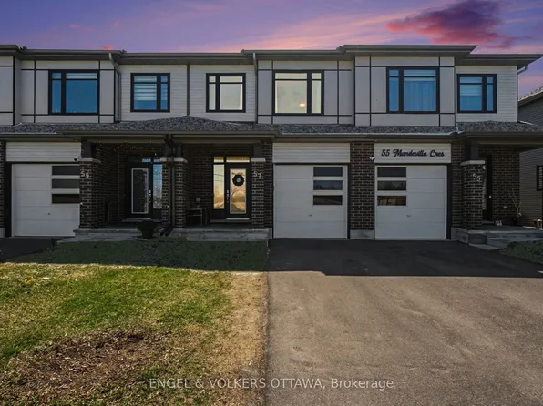 57 Mandevilla Cres, Ottawa, ON K1T 0Y2