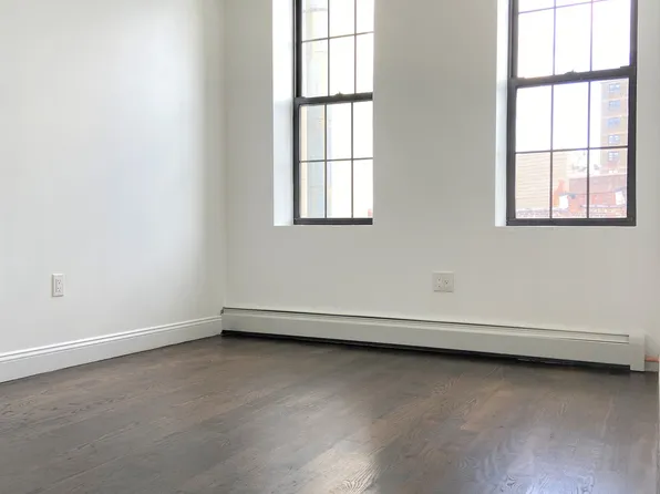 1578 Eastern Parkway image 3 of 7