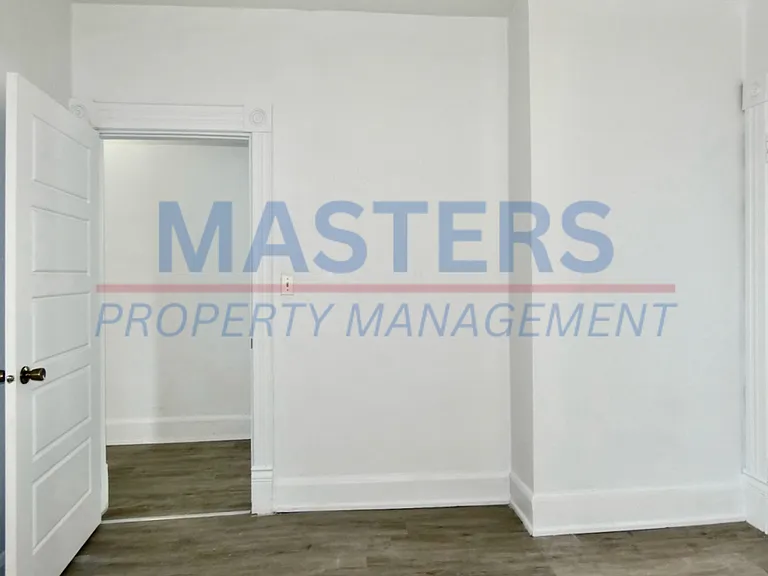 425 Boston Pl #2 — Photo 1