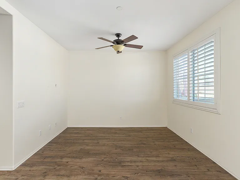 8011 City View Pl — Photo 9
