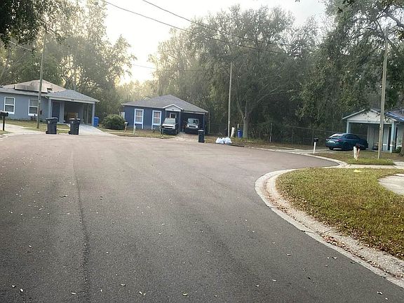 5th image of 8725 Fish Lake Rd