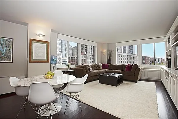 Sold by Maxwell Jacobs | media 1