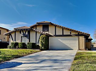 25947 Palomita Dr, Santa Clarita, CA 91355