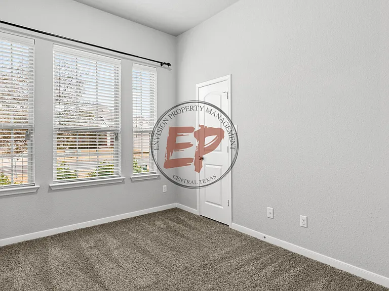 3020 Gilchrist Dr — Photo 6
