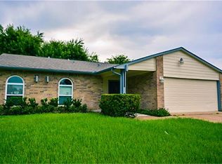 6622 Tara Dr, Richmond, TX 77469