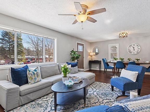 3rd image of 1504 Traymore Rd