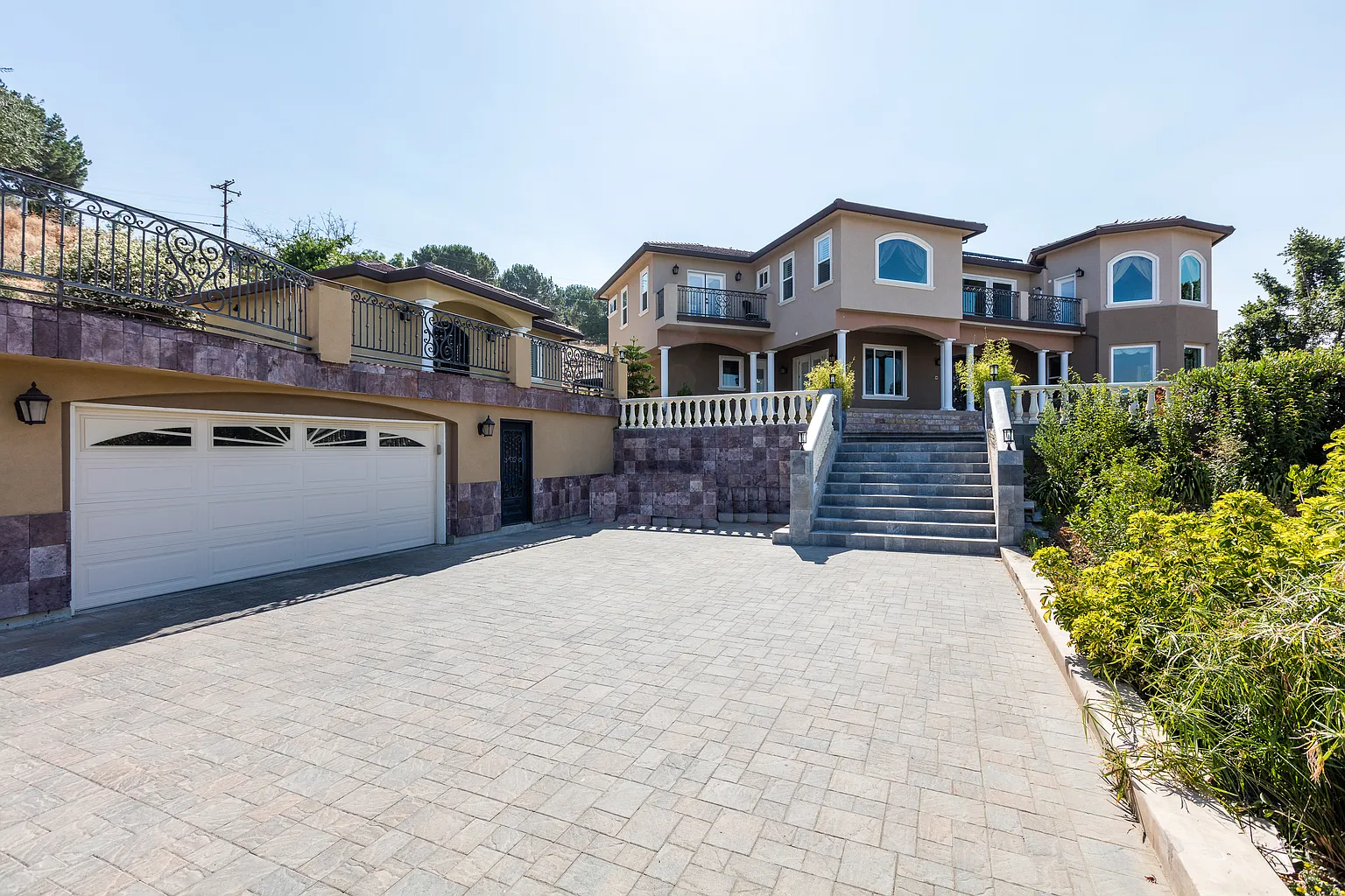 2551 Mount Pleasant Rd photo 1
