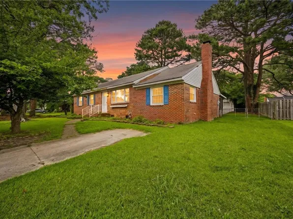 3704 Linnet Ln, Portsmouth, VA 23703