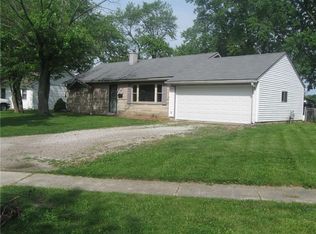 627 Park Dr, Greenwood, IN 46143
