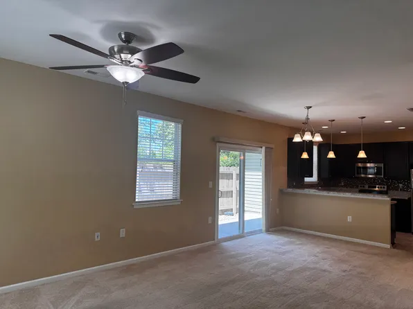 4044 Clarendon Way, Virginia Beach, VA 23456
