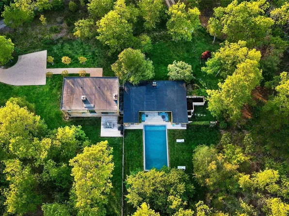 107 Swamp Road, East Hampton, NY 11937