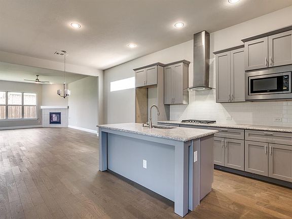 5th image of 4561 Wilbarger St