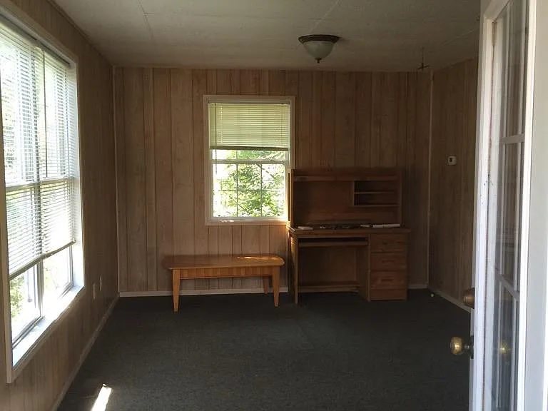 44 N College St — Photo 3