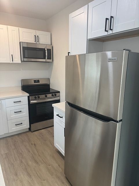 1st image of 4126 N Longview Ave #B