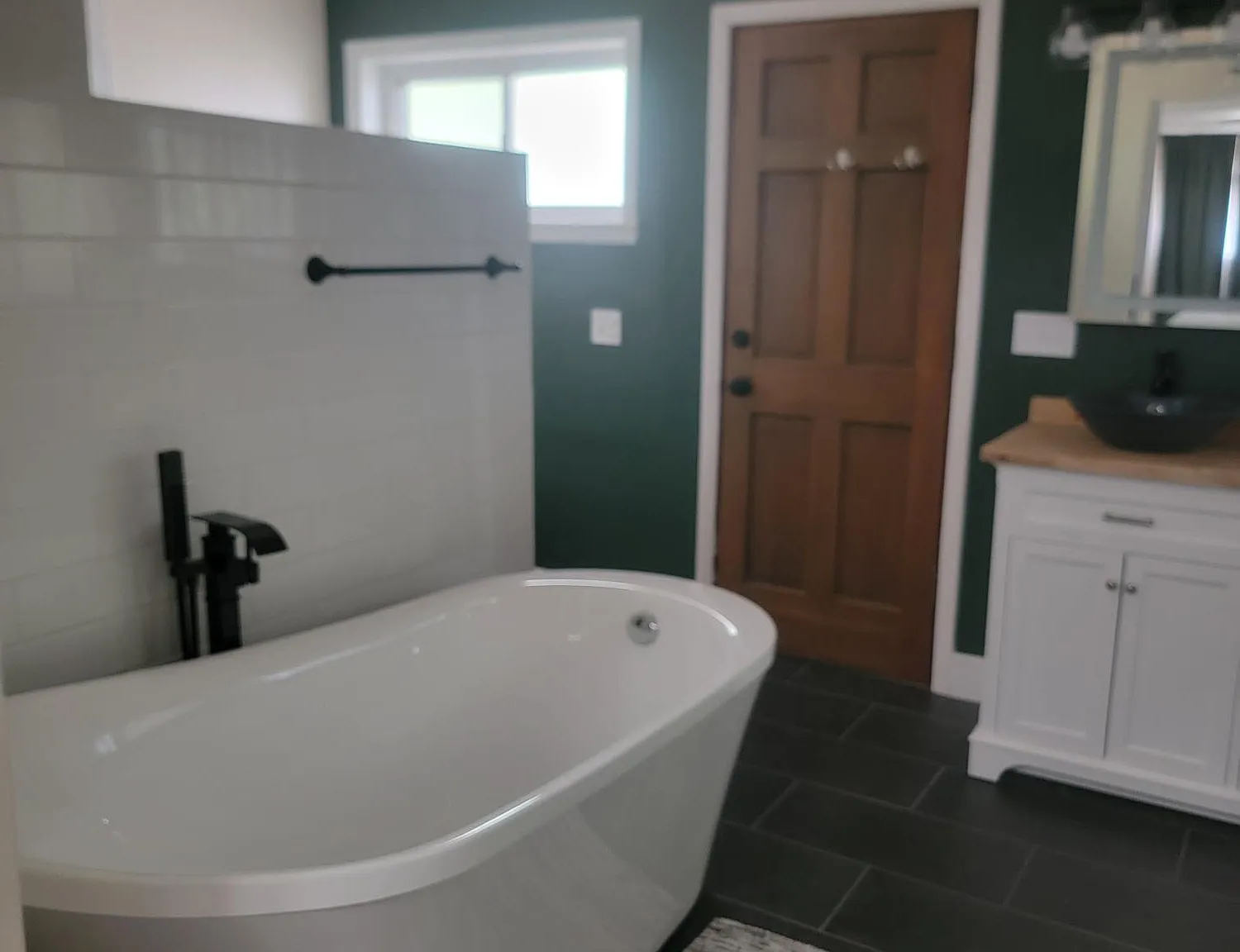 1405 Bates Dr — Photo 1