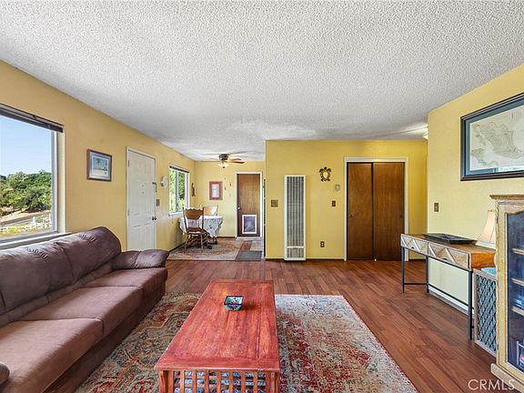 3rd image of 4565 Arena Ave