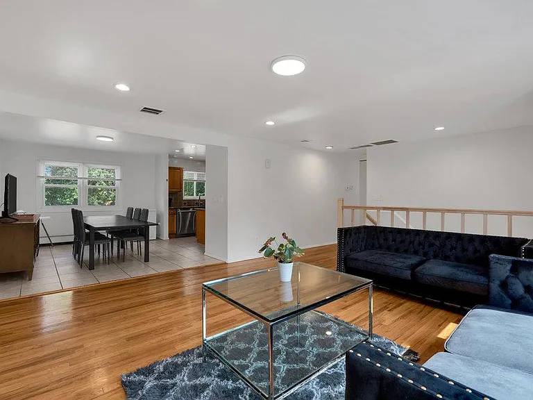 459 Norwood Ave — Photo 11