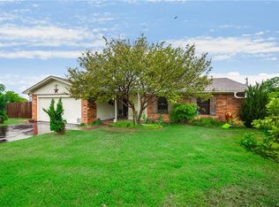 521 Kirk Rd, Midlothian, TX 76065