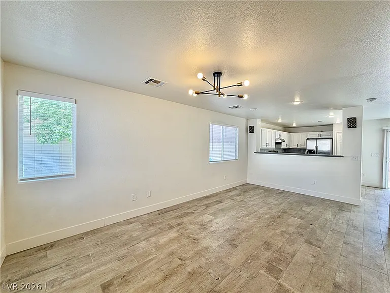 5863 Rose Tiara Dr — Photo 2