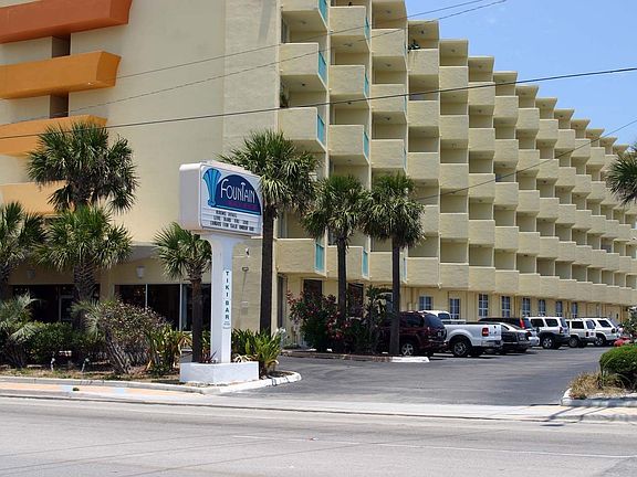 4th image of 313 S Atlantic Ave #427