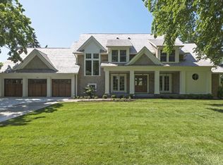 140 Highland Ln, Wayzata, MN 55391