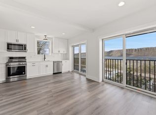 21 Ridge St #2, Hastings On Hudson, NY 10706