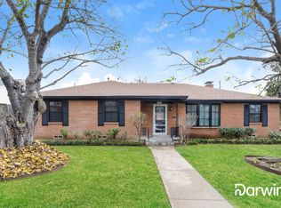 8408 Londonderry Ln, Dallas, TX 75228