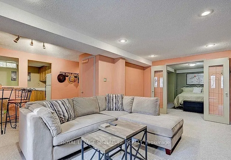 608 Springview Dr — Photo 3